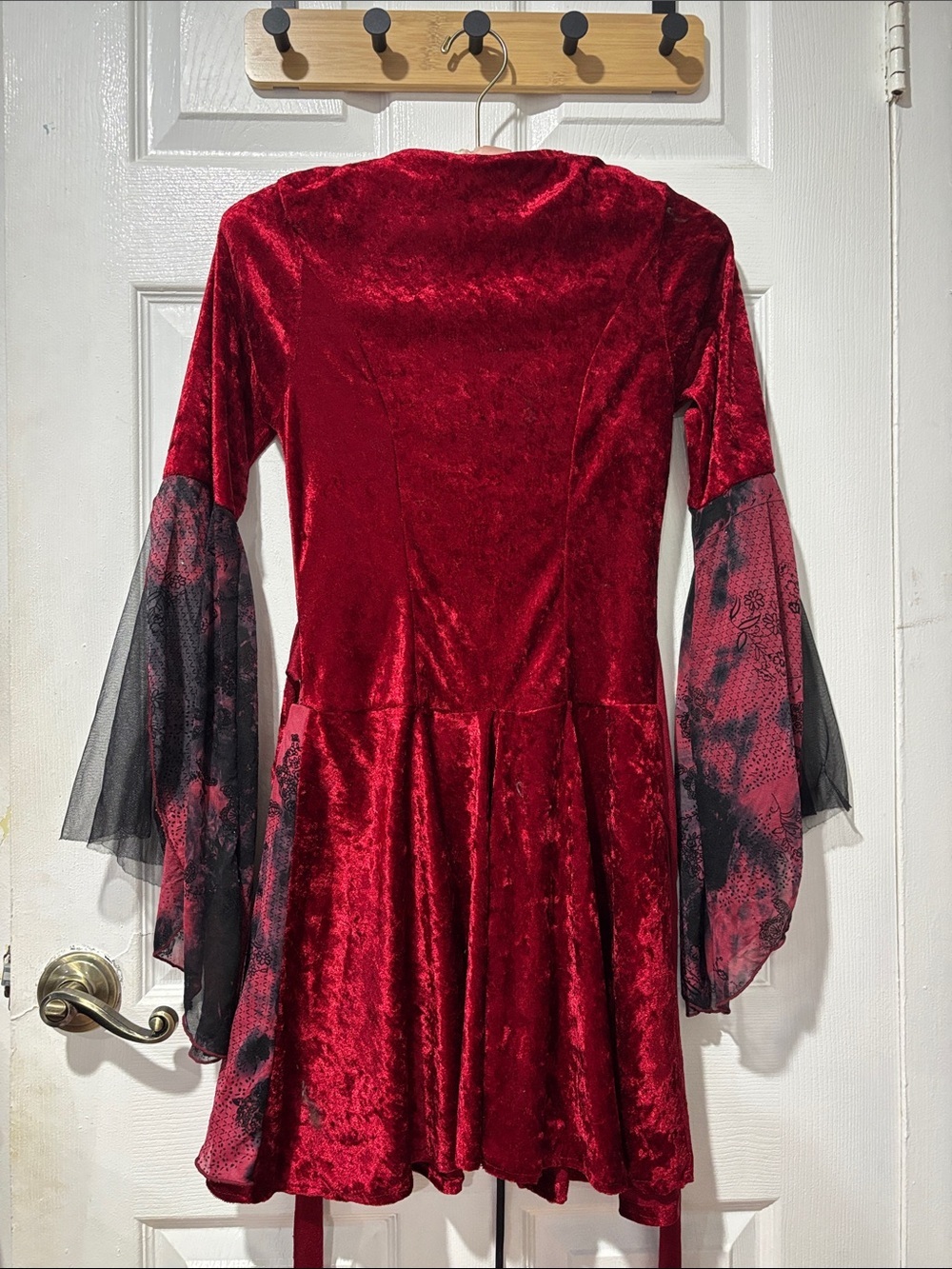 Devil Halloween Costume - Picture 4 of 5